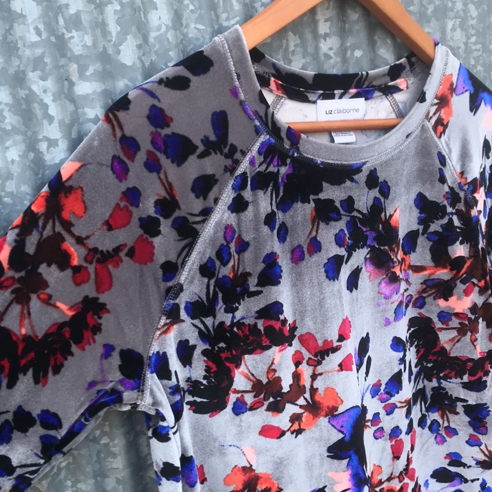 Liz Claiborne  Velour Colorful Floral Top, Size Medium